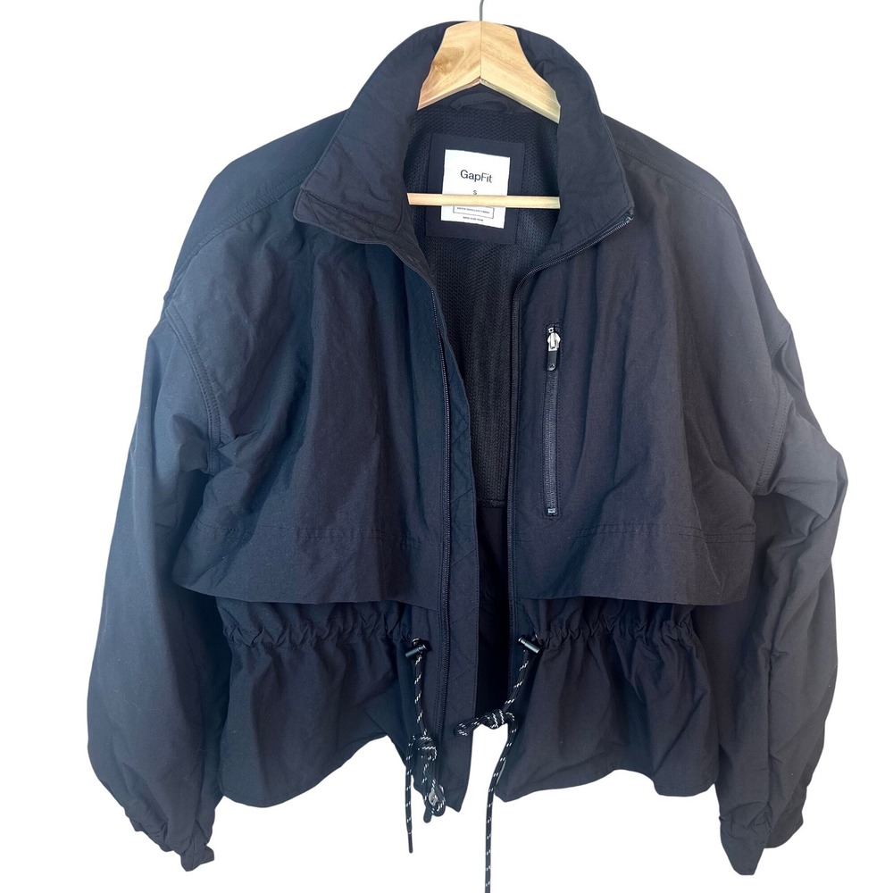 GapFit Windbreaker Jacket Women S Cropped Black Water Repellent Adjustable Waist